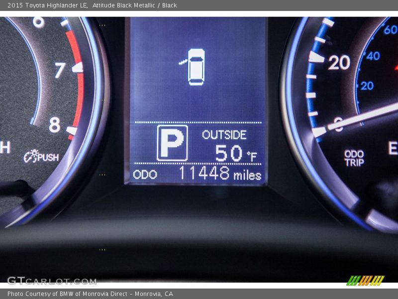 Attitude Black Metallic / Black 2015 Toyota Highlander LE