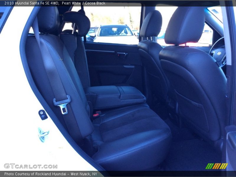Pearl White / Cocoa Black 2010 Hyundai Santa Fe SE 4WD