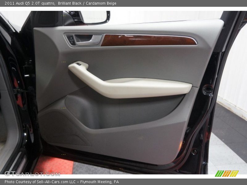 Brilliant Black / Cardamom Beige 2011 Audi Q5 2.0T quattro