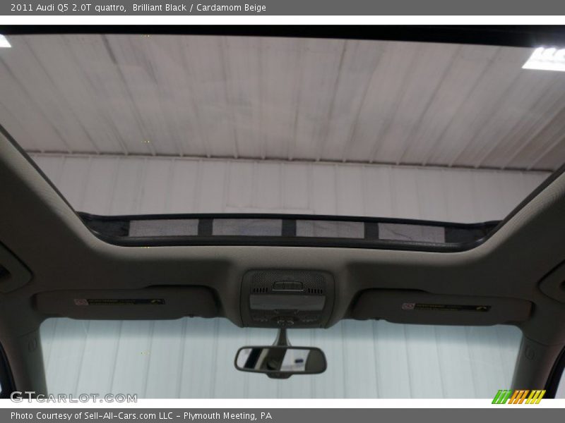Brilliant Black / Cardamom Beige 2011 Audi Q5 2.0T quattro
