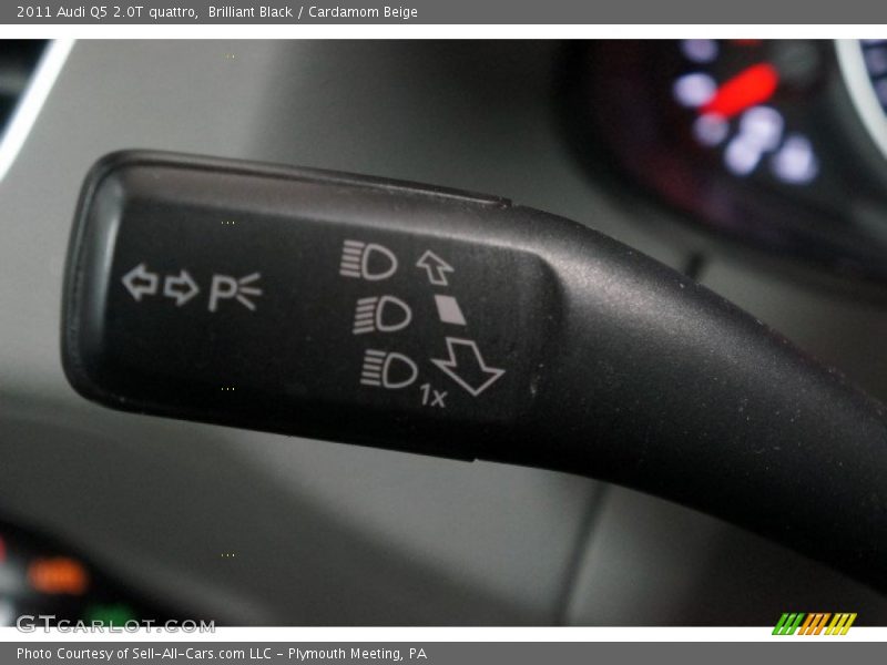 Brilliant Black / Cardamom Beige 2011 Audi Q5 2.0T quattro