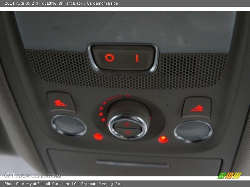 Brilliant Black / Cardamom Beige 2011 Audi Q5 2.0T quattro