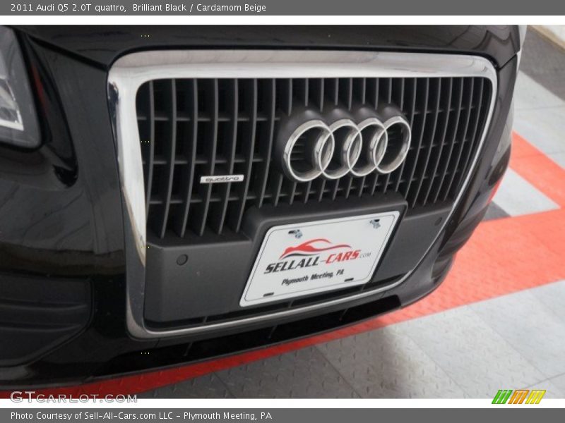 Brilliant Black / Cardamom Beige 2011 Audi Q5 2.0T quattro