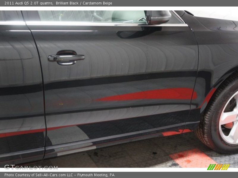 Brilliant Black / Cardamom Beige 2011 Audi Q5 2.0T quattro