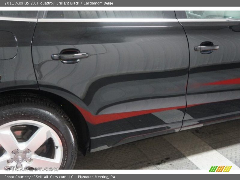 Brilliant Black / Cardamom Beige 2011 Audi Q5 2.0T quattro