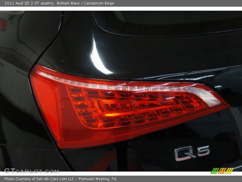 Brilliant Black / Cardamom Beige 2011 Audi Q5 2.0T quattro