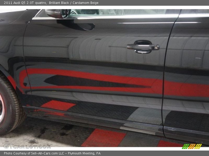 Brilliant Black / Cardamom Beige 2011 Audi Q5 2.0T quattro