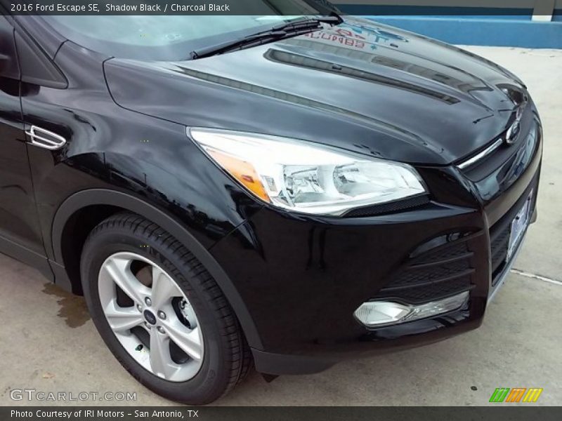 Shadow Black / Charcoal Black 2016 Ford Escape SE