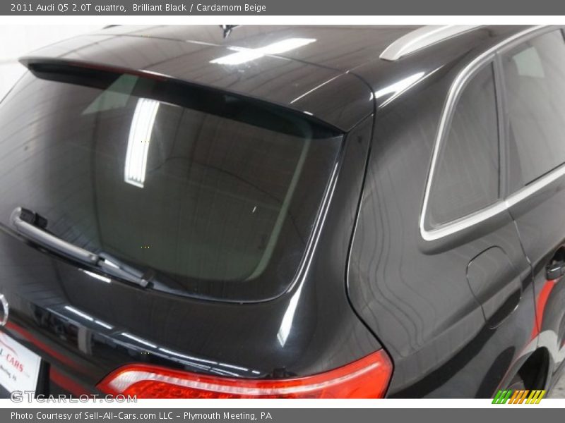 Brilliant Black / Cardamom Beige 2011 Audi Q5 2.0T quattro
