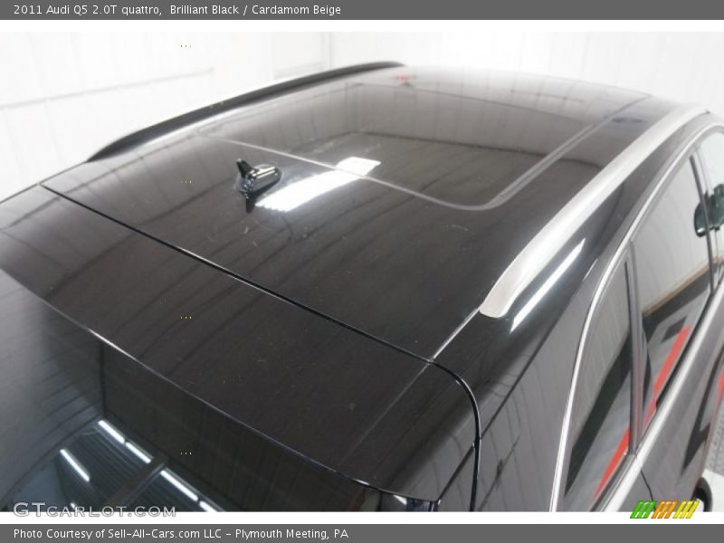 Brilliant Black / Cardamom Beige 2011 Audi Q5 2.0T quattro