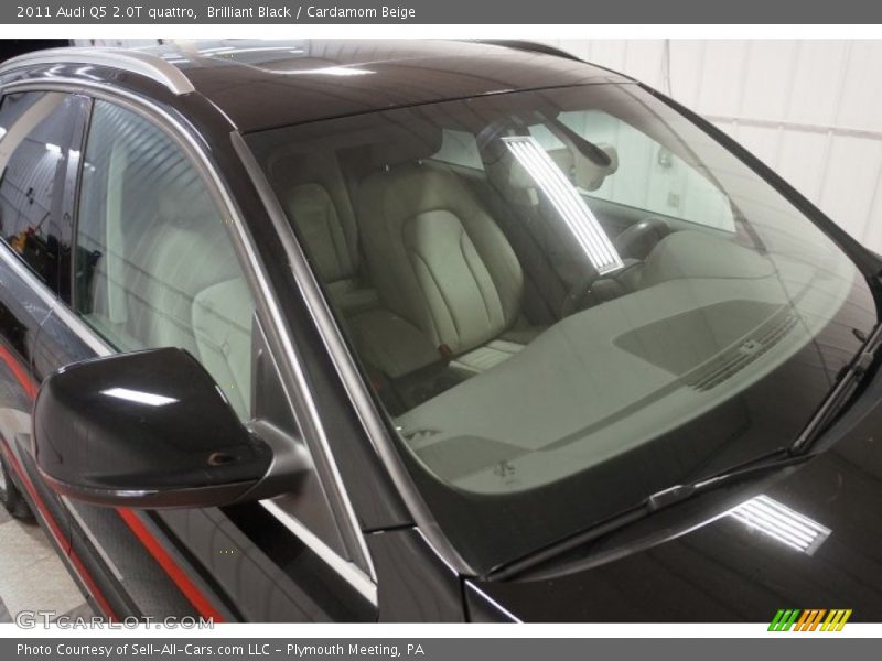 Brilliant Black / Cardamom Beige 2011 Audi Q5 2.0T quattro