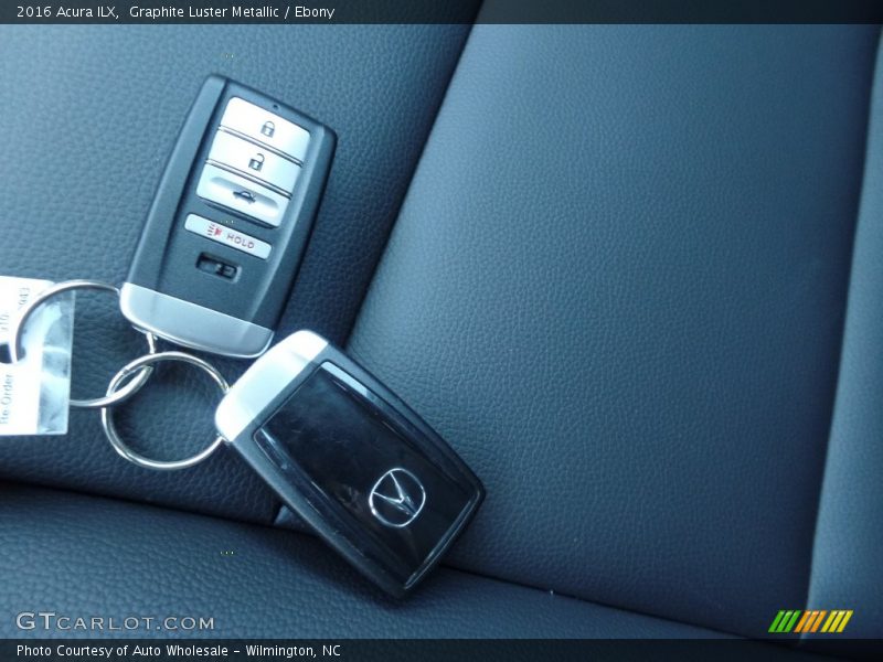 Graphite Luster Metallic / Ebony 2016 Acura ILX