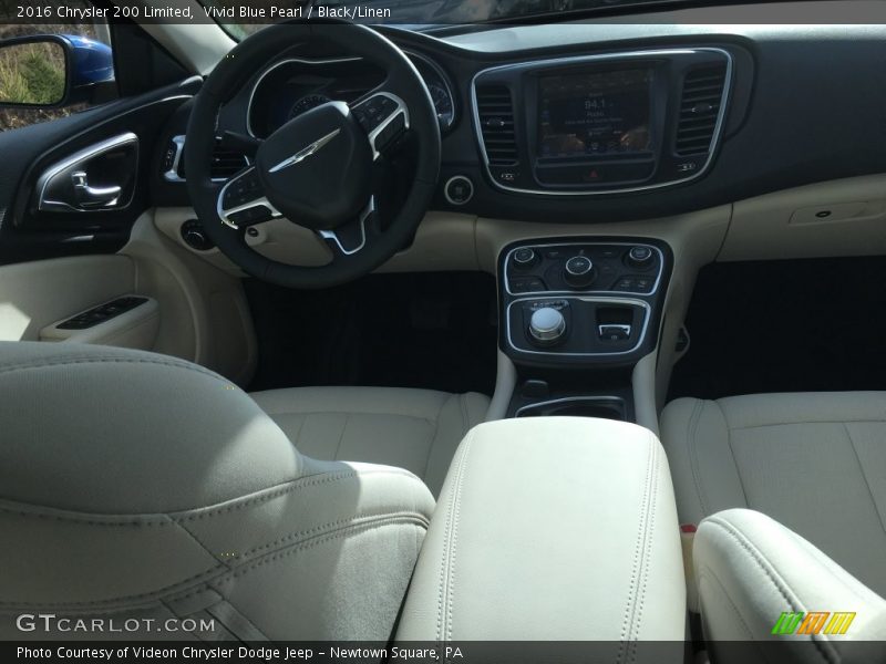 Vivid Blue Pearl / Black/Linen 2016 Chrysler 200 Limited