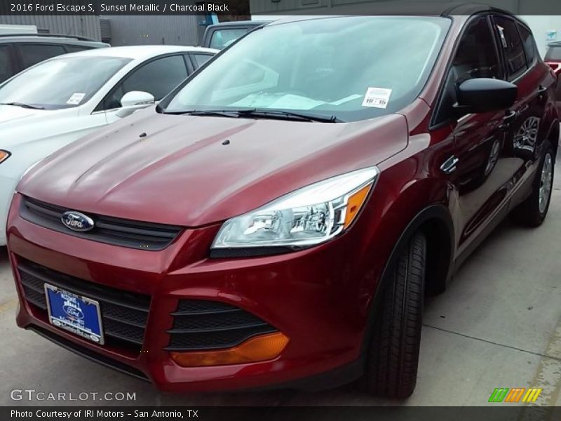 Sunset Metallic / Charcoal Black 2016 Ford Escape S
