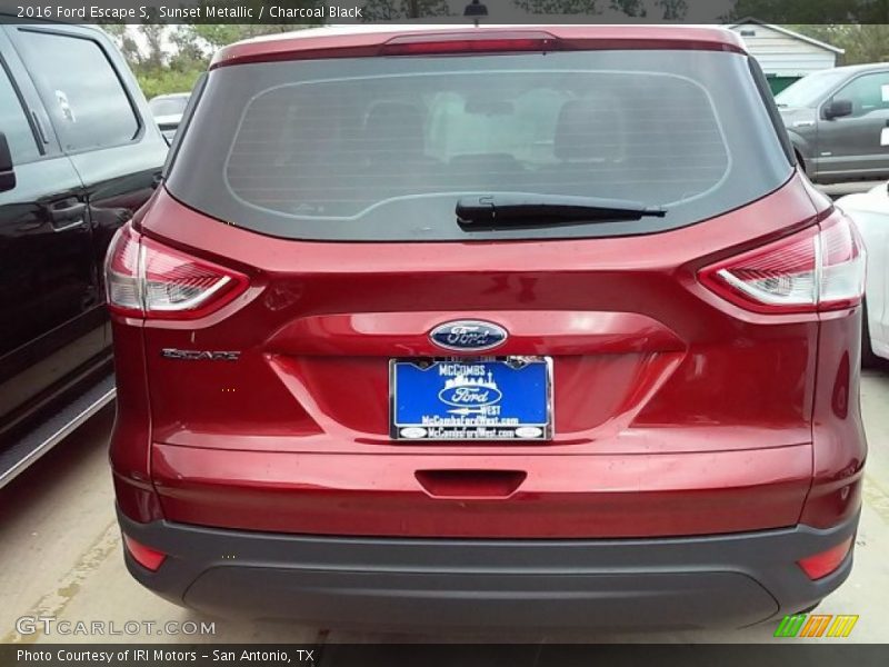 Sunset Metallic / Charcoal Black 2016 Ford Escape S