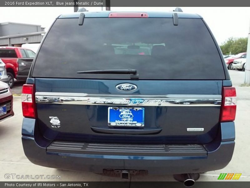Blue Jeans Metallic / Dune 2016 Ford Expedition XLT