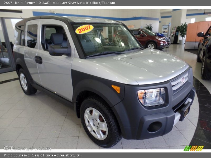 Front 3/4 View of 2007 Element LX AWD