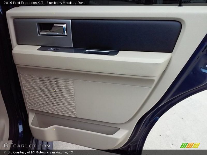 Blue Jeans Metallic / Dune 2016 Ford Expedition XLT