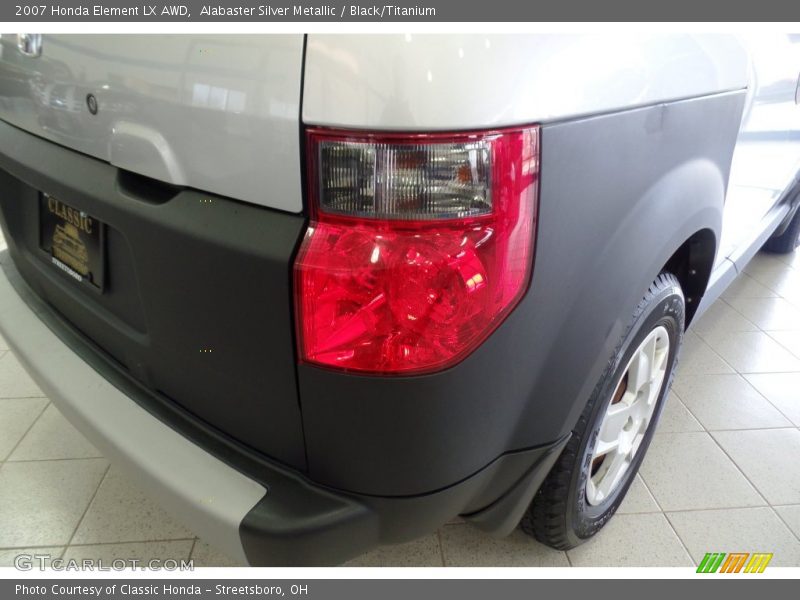 Alabaster Silver Metallic / Black/Titanium 2007 Honda Element LX AWD