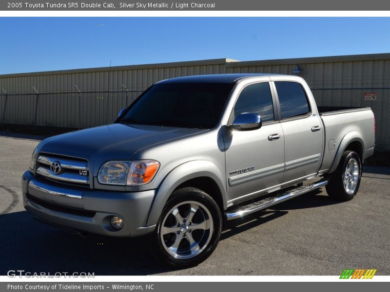 Silver Sky Metallic / Light Charcoal 2005 Toyota Tundra SR5 Double Cab