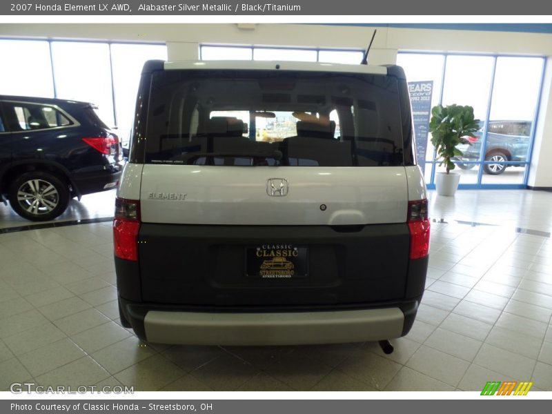 Alabaster Silver Metallic / Black/Titanium 2007 Honda Element LX AWD