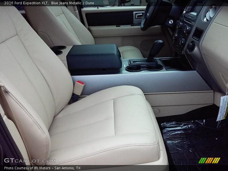 Blue Jeans Metallic / Dune 2016 Ford Expedition XLT