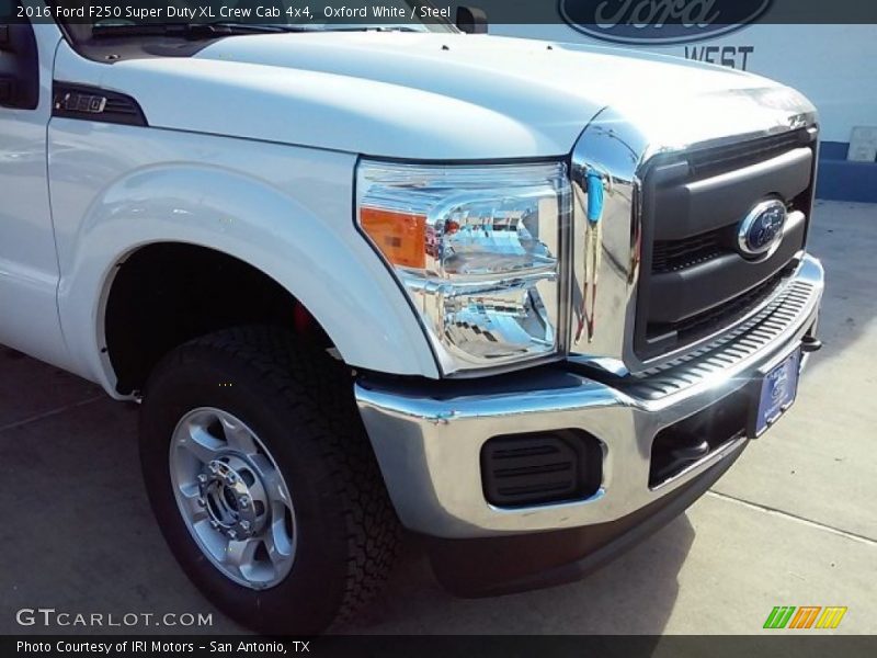 Oxford White / Steel 2016 Ford F250 Super Duty XL Crew Cab 4x4