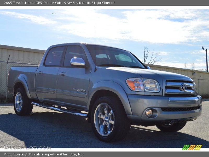 Silver Sky Metallic / Light Charcoal 2005 Toyota Tundra SR5 Double Cab