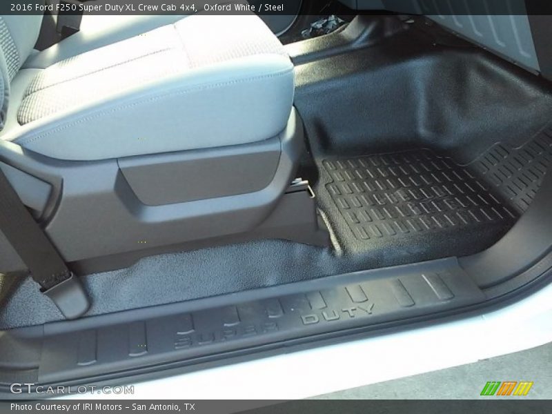 Oxford White / Steel 2016 Ford F250 Super Duty XL Crew Cab 4x4