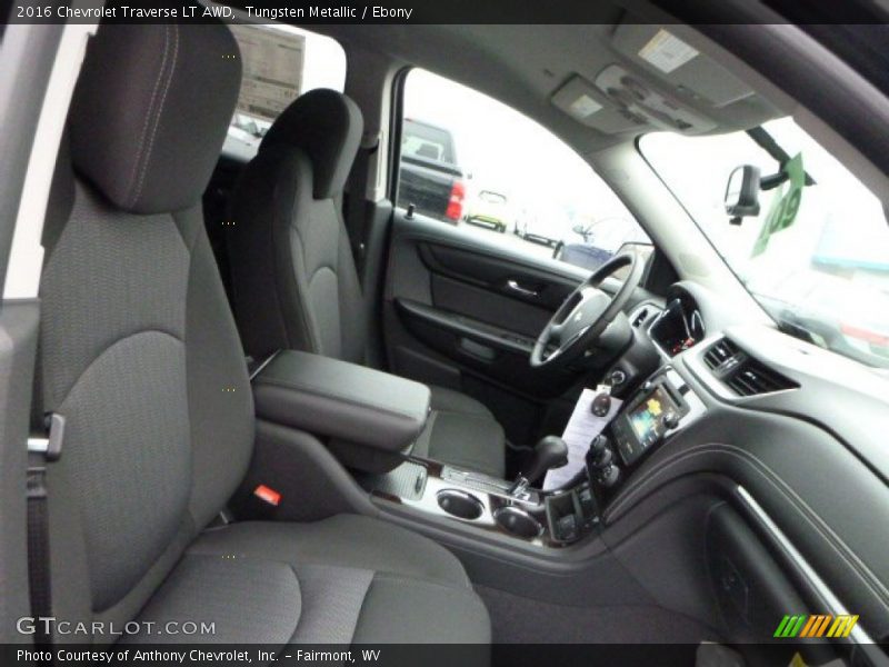 Tungsten Metallic / Ebony 2016 Chevrolet Traverse LT AWD
