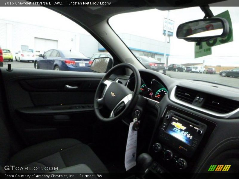 Tungsten Metallic / Ebony 2016 Chevrolet Traverse LT AWD