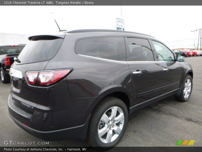 Tungsten Metallic / Ebony 2016 Chevrolet Traverse LT AWD
