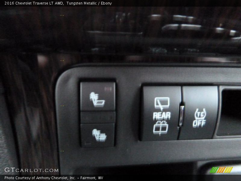 Tungsten Metallic / Ebony 2016 Chevrolet Traverse LT AWD