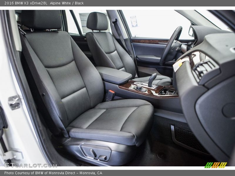 Alpine White / Black 2016 BMW X3 xDrive28i
