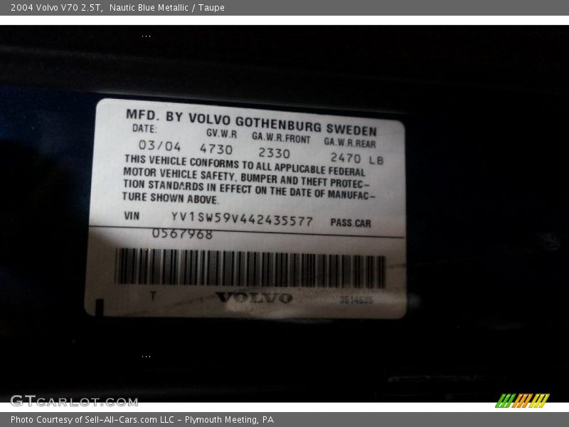 Nautic Blue Metallic / Taupe 2004 Volvo V70 2.5T