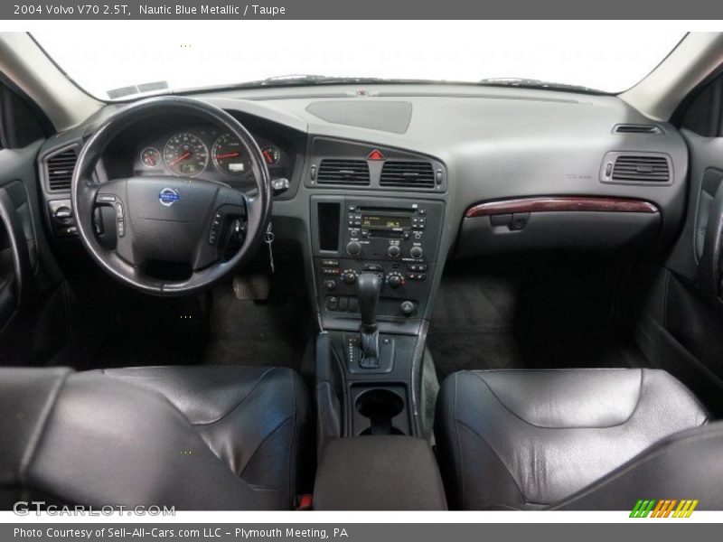 Nautic Blue Metallic / Taupe 2004 Volvo V70 2.5T
