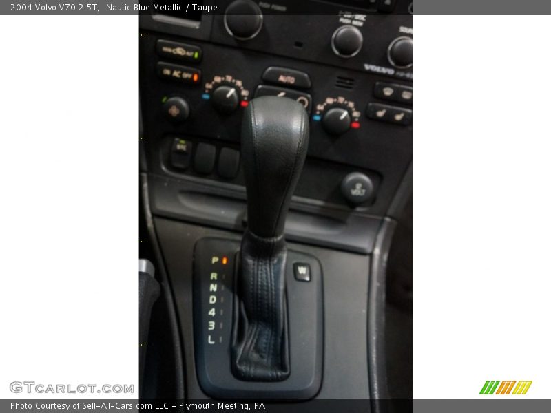 Nautic Blue Metallic / Taupe 2004 Volvo V70 2.5T