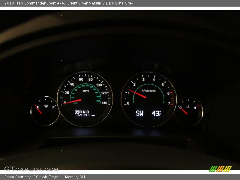Bright Silver Metallic / Dark Slate Gray 2010 Jeep Commander Sport 4x4