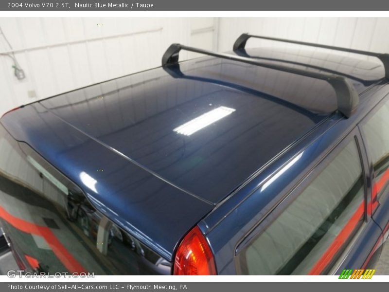 Nautic Blue Metallic / Taupe 2004 Volvo V70 2.5T