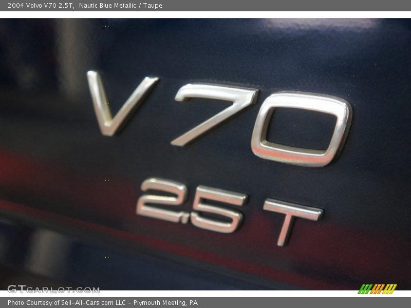Nautic Blue Metallic / Taupe 2004 Volvo V70 2.5T