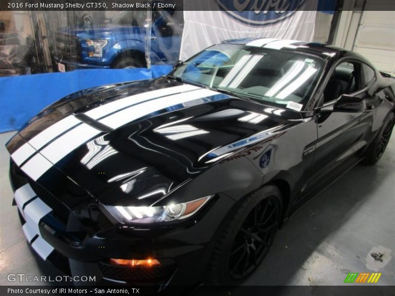 Front 3/4 View of 2016 Mustang Shelby GT350