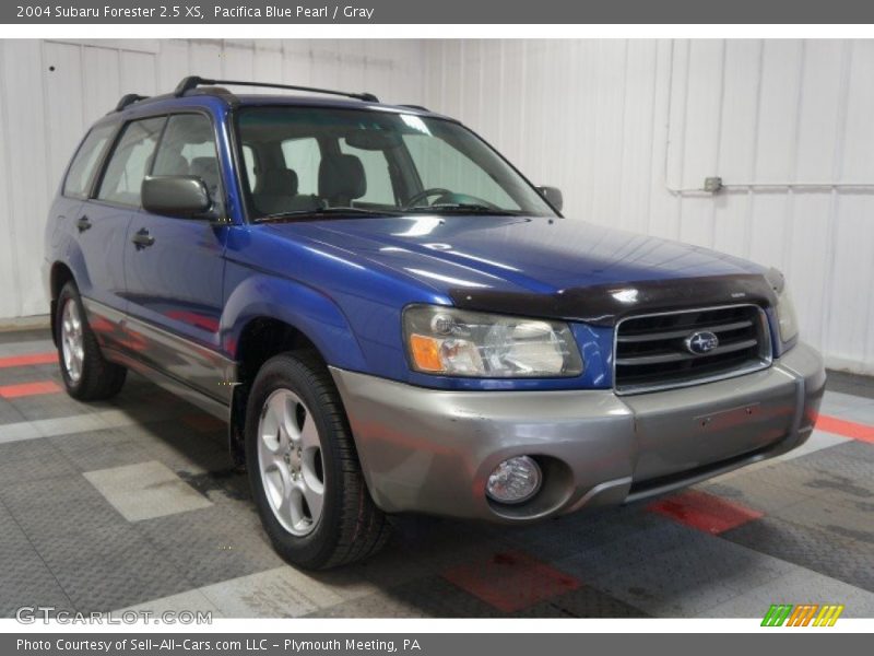 Pacifica Blue Pearl / Gray 2004 Subaru Forester 2.5 XS