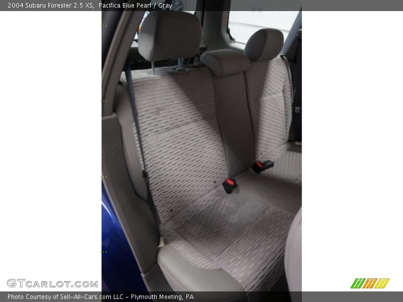 Pacifica Blue Pearl / Gray 2004 Subaru Forester 2.5 XS
