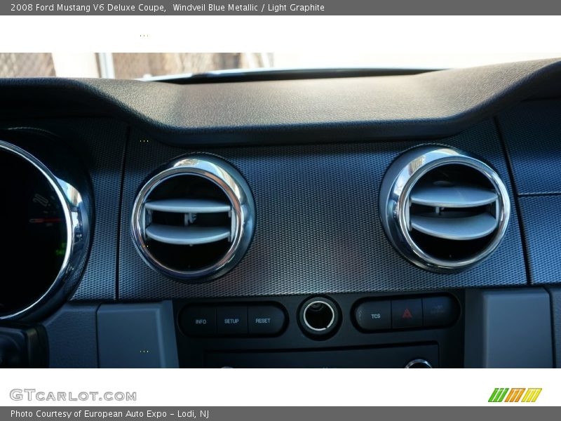Windveil Blue Metallic / Light Graphite 2008 Ford Mustang V6 Deluxe Coupe