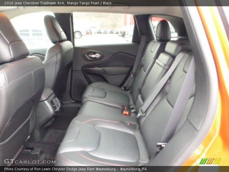 Mango Tango Pearl / Black 2016 Jeep Cherokee Trailhawk 4x4