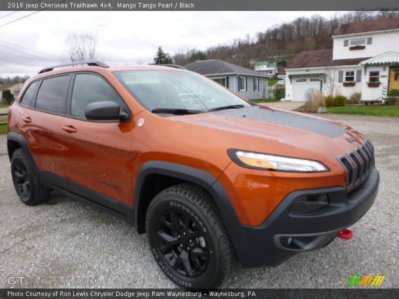 Mango Tango Pearl / Black 2016 Jeep Cherokee Trailhawk 4x4