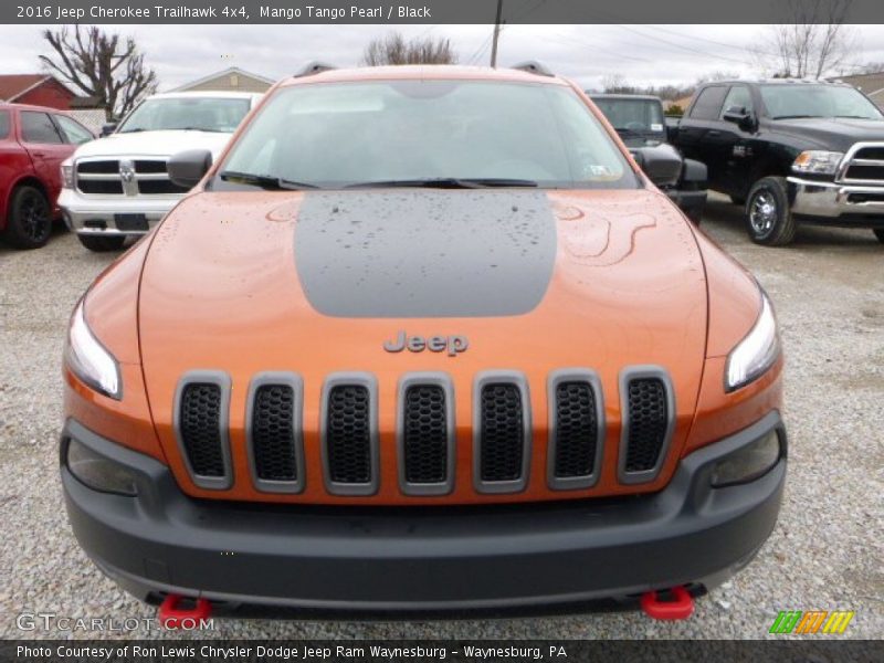 Mango Tango Pearl / Black 2016 Jeep Cherokee Trailhawk 4x4