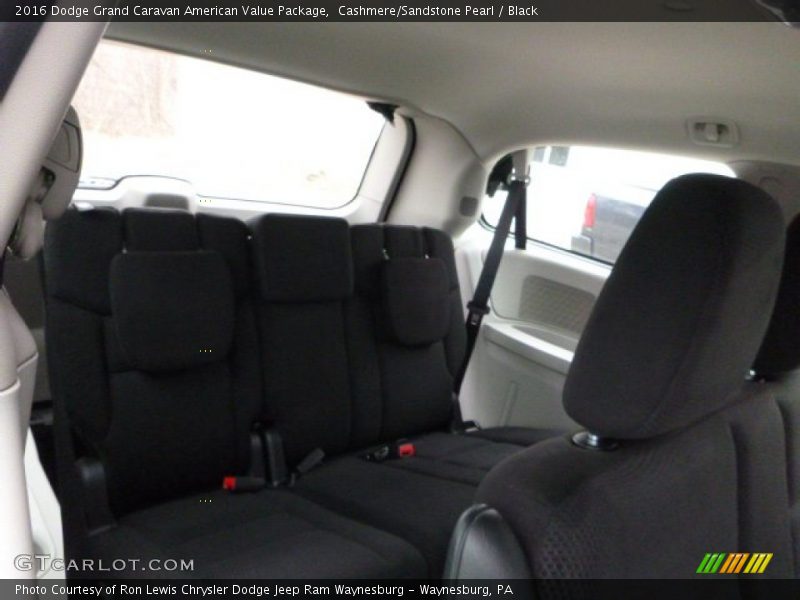 Cashmere/Sandstone Pearl / Black 2016 Dodge Grand Caravan American Value Package