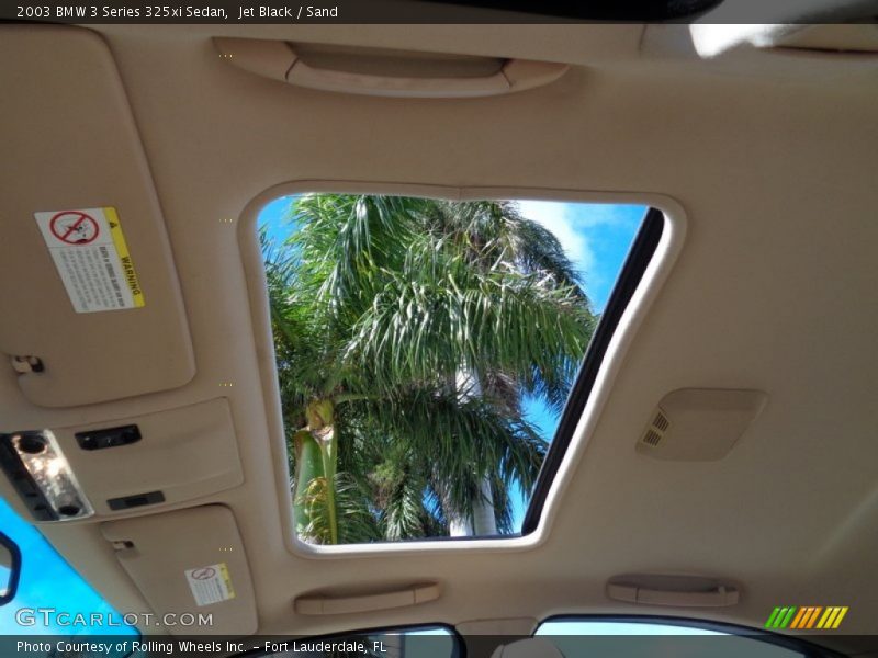 Jet Black / Sand 2003 BMW 3 Series 325xi Sedan