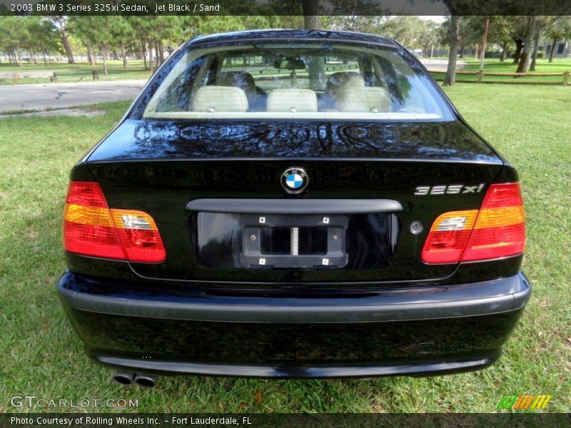 Jet Black / Sand 2003 BMW 3 Series 325xi Sedan